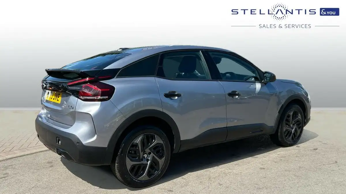 2023-citroen-c4-12-puretech-sense-big-2