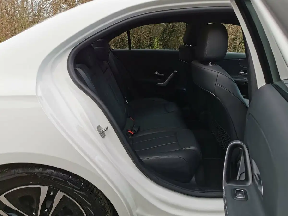 2023-mercedes-benz-a-class-13-a180-sport-executive-saloon-4d-7g-dct-big-40