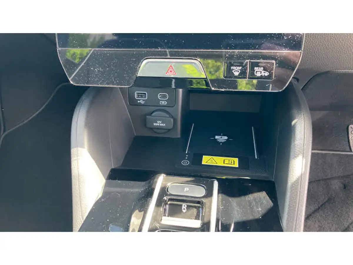 2024-honda-eny1-e-elegance-big-22