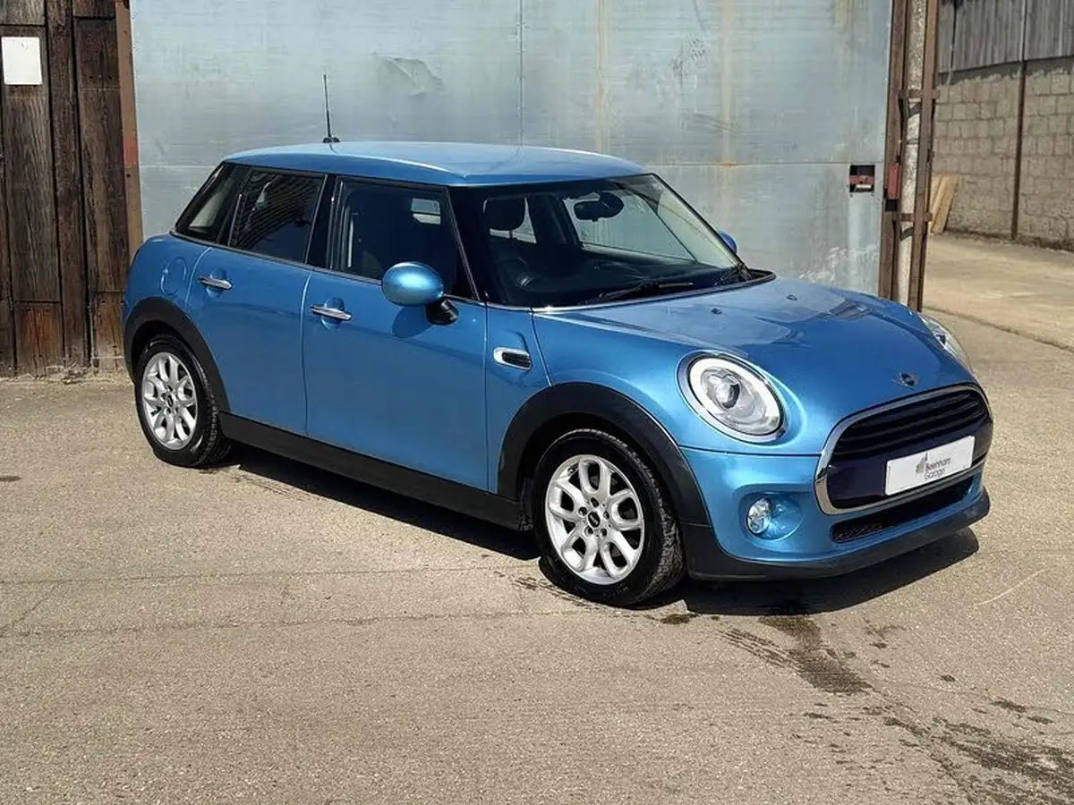 2017-mini-cooper-15-cooper-ss-hatchback-5d-auto-big-0