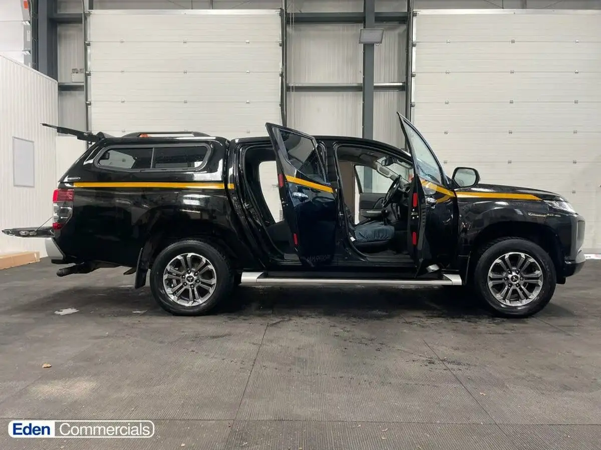 2020-mitsubishi-l200-22di-d-warrior-big-16