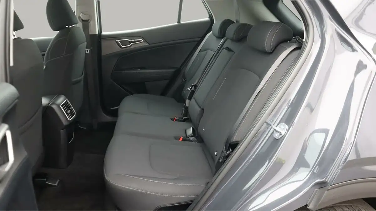 2023-kia-sportage-16-t-gdi-2-148bhp-big-16