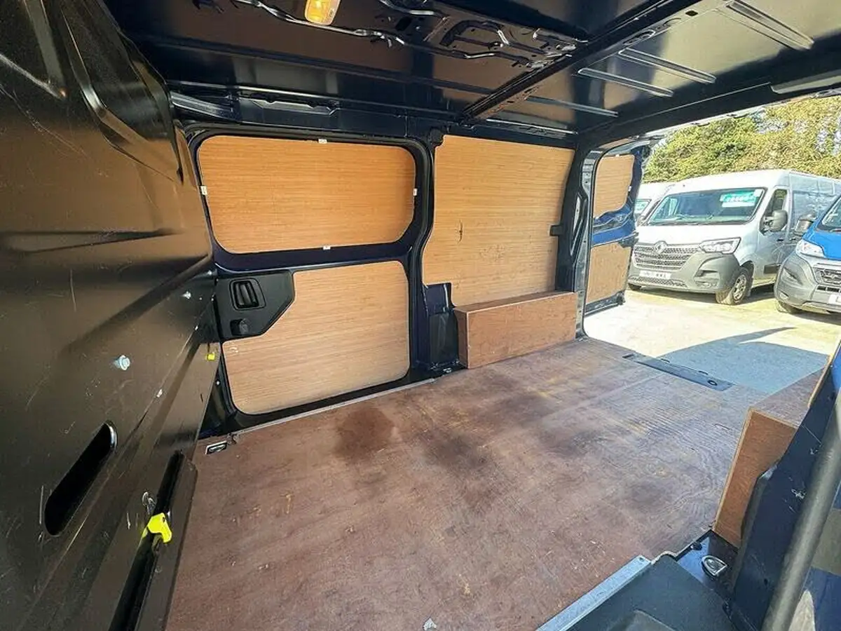 2021-peugeot-expert-20-bluehdi-professional-long-1400-eu6dt-panel-big-22