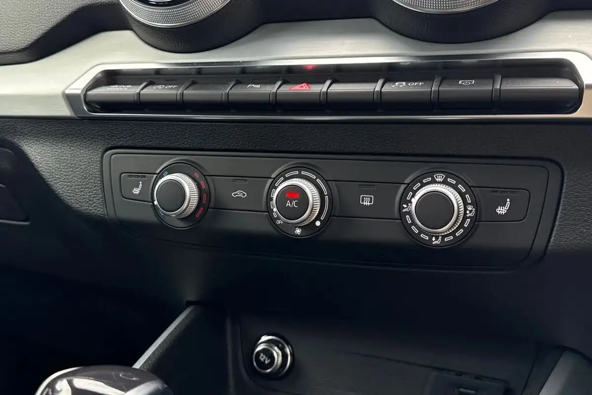 2022-audi-q2-20-35-tdi-s-line-big-21