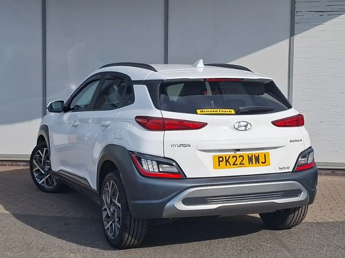2022-hyundai-kona-16-gdi-premium-big-1
