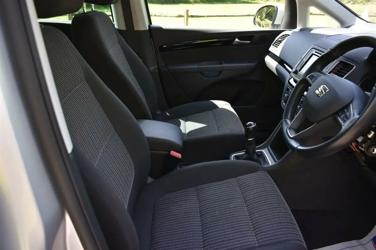 2017-seat-alhambra-20tdi-se-ecomotive-big-9