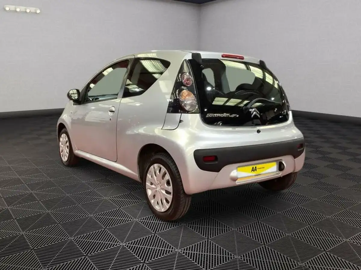 2012-citroen-c1-10-vtr-3d-big-2