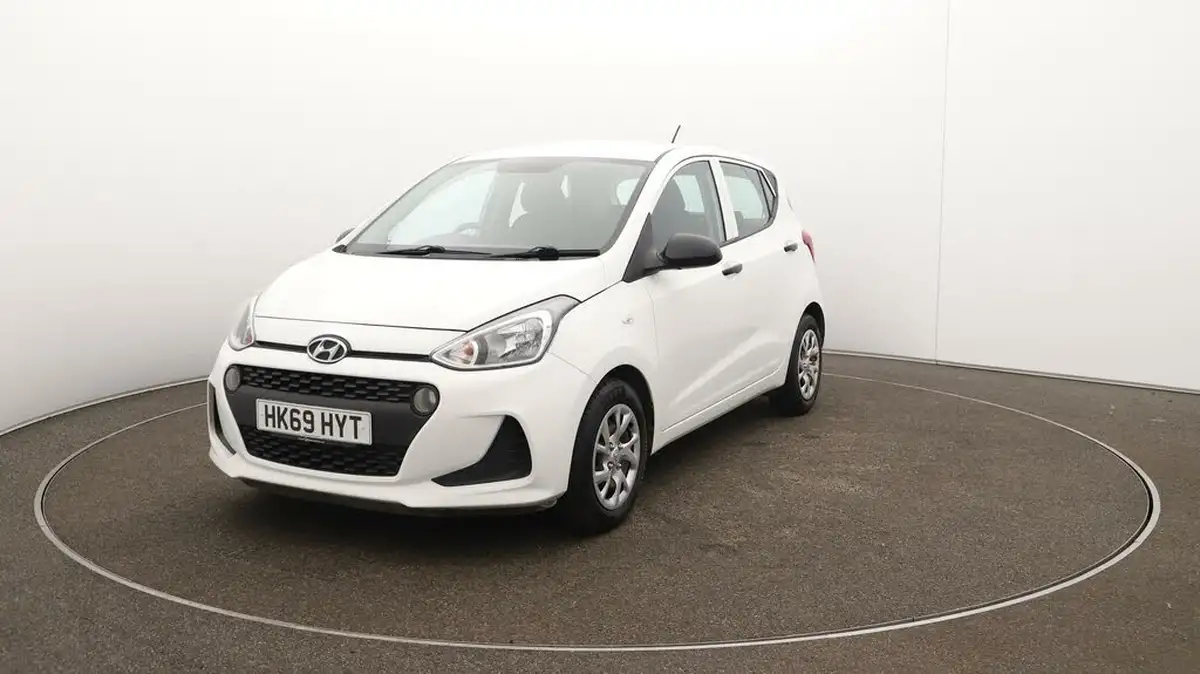 2019-hyundai-i10-10-s-big-34