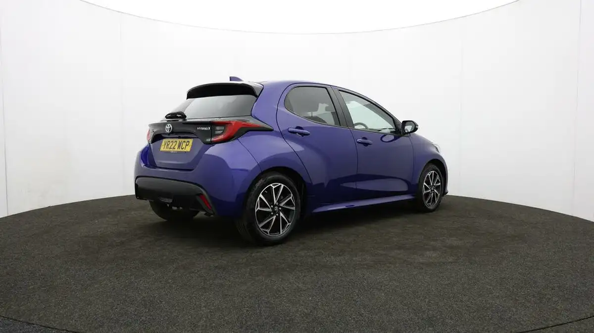 2022-toyota-yaris-15-vvt-i-design-big-34