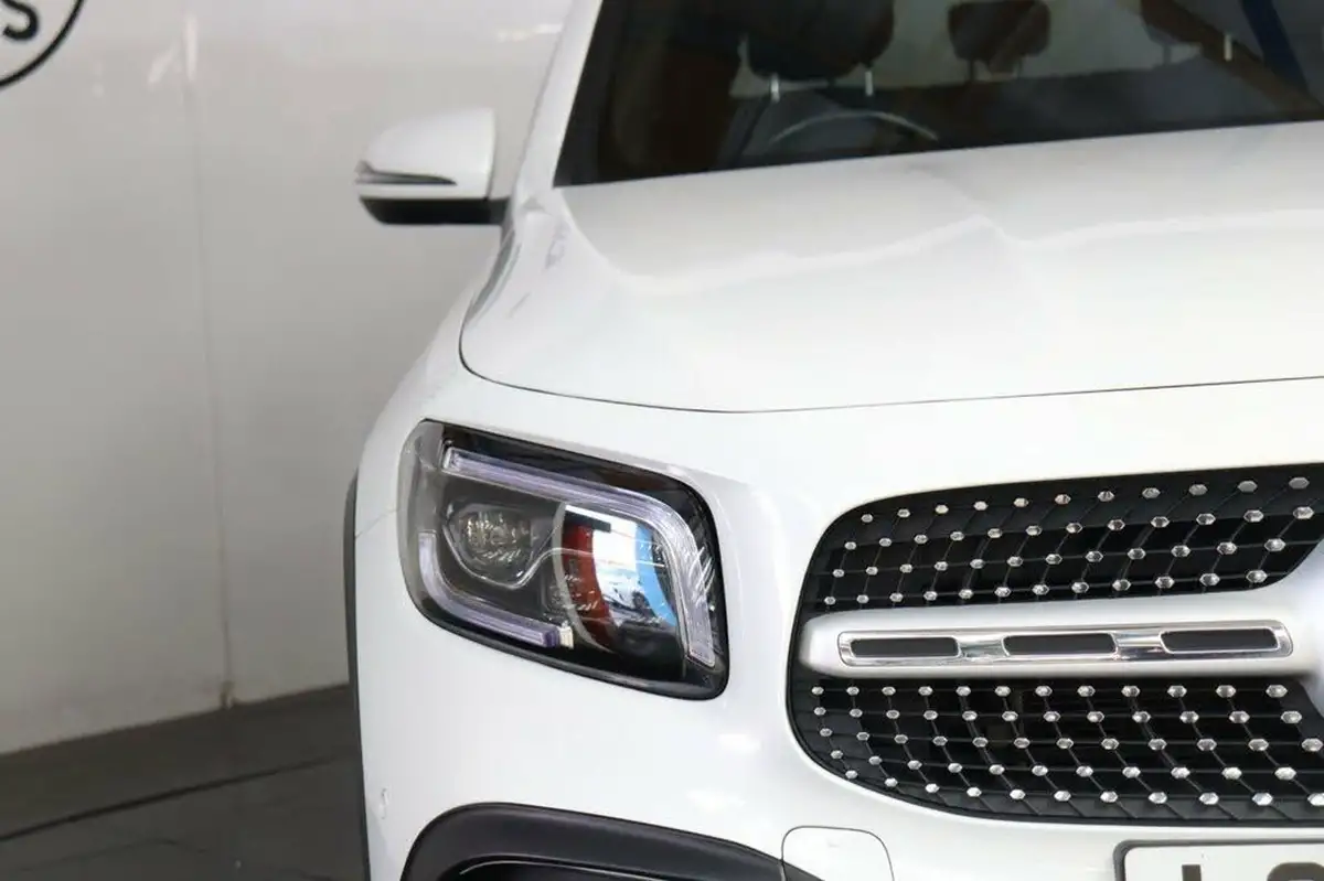2021-mercedes-benz-glb-class-13-glb-200-amg-line-premium-plus-driving-assistance-big-12