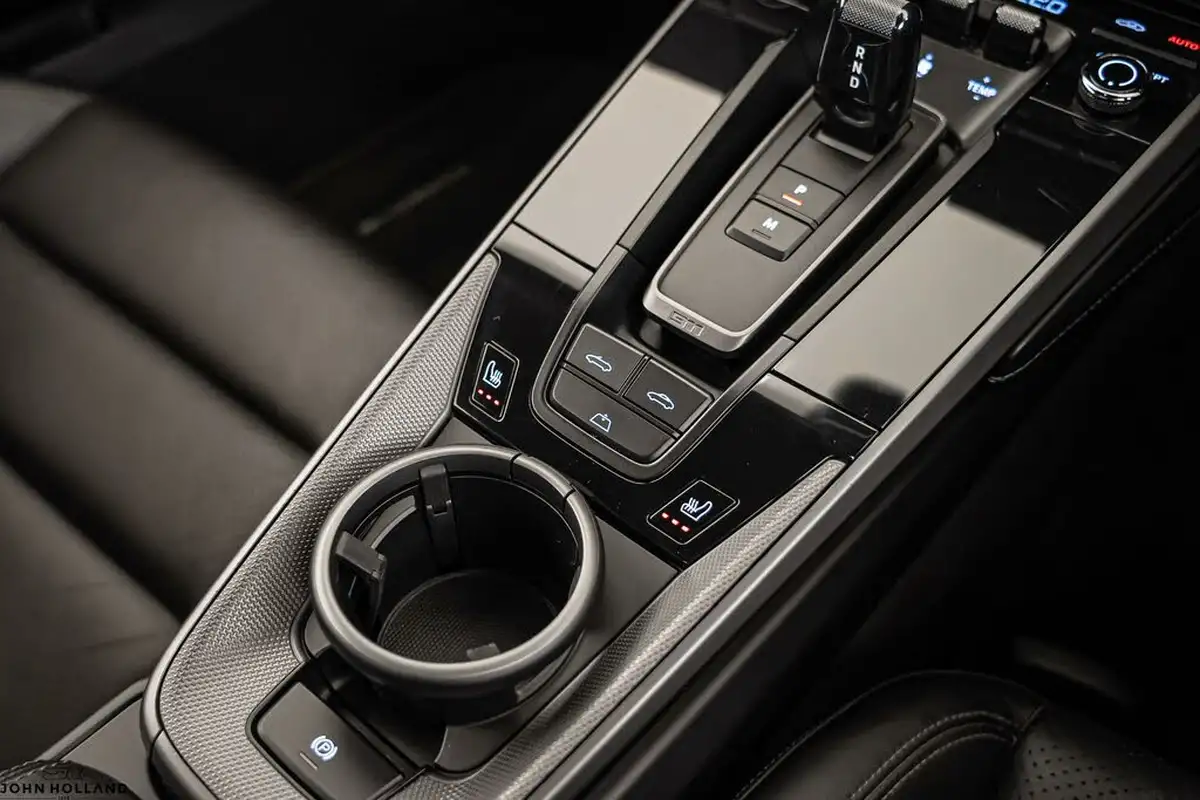 2019-porsche-911-30-carrera-4-s-450ps-coupe-pdk-big-36