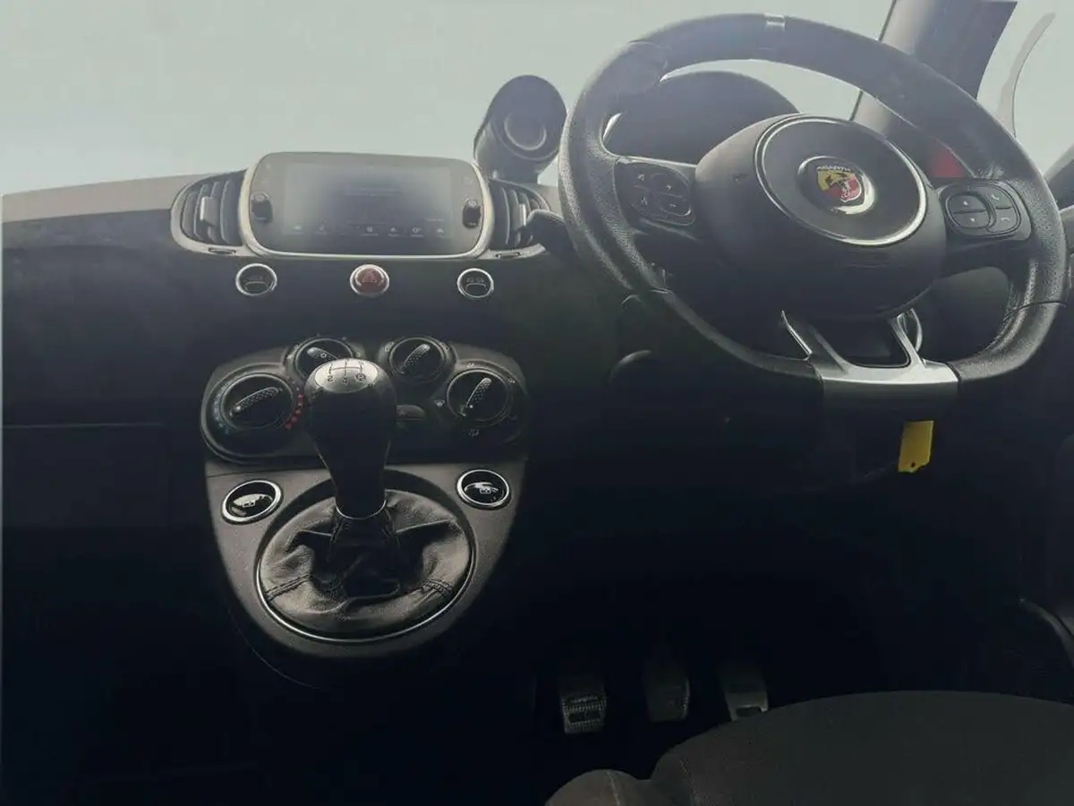 2018-abarth-595-14-tjet-trofeo-big-18