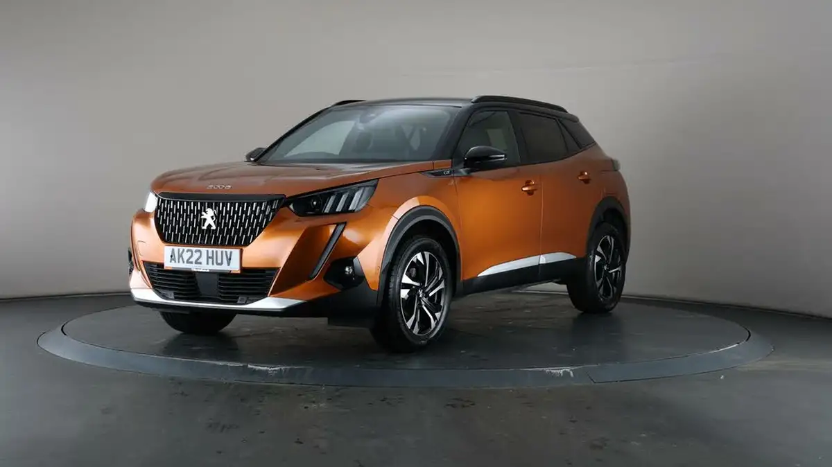 2022-peugeot-2008-suv-12-puretech-gt-big-45