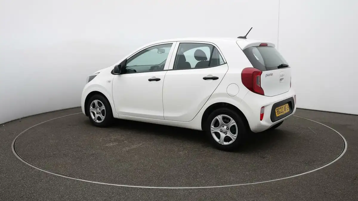 2022-kia-picanto-10-1-big-34