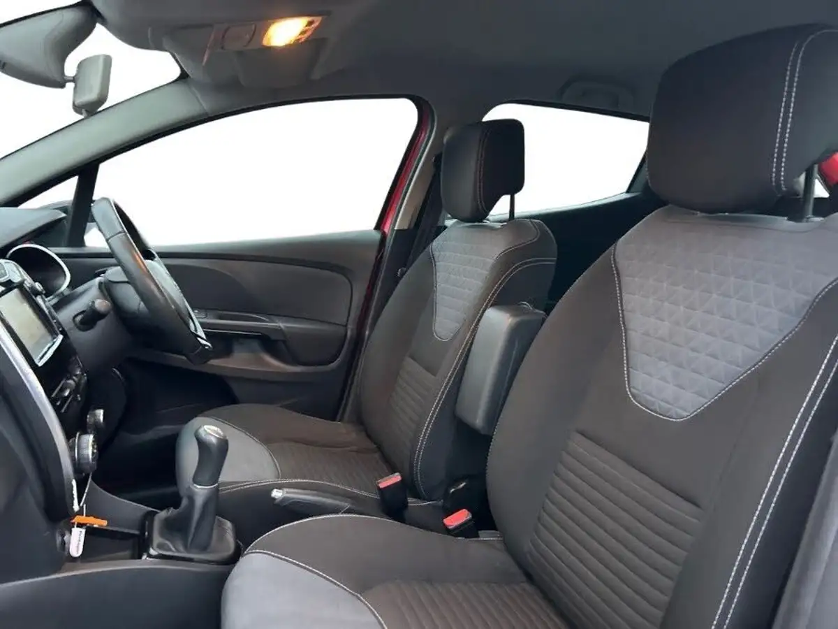 2015-renault-clio-09-tce-dynamique-s-nav-big-9