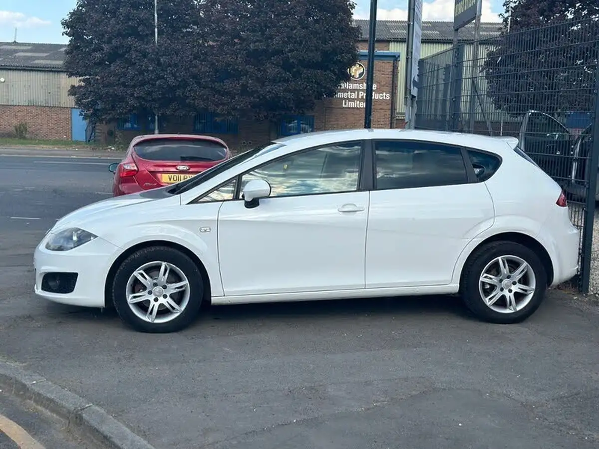 2011-seat-leon-16td-ecomotive-se-big-11
