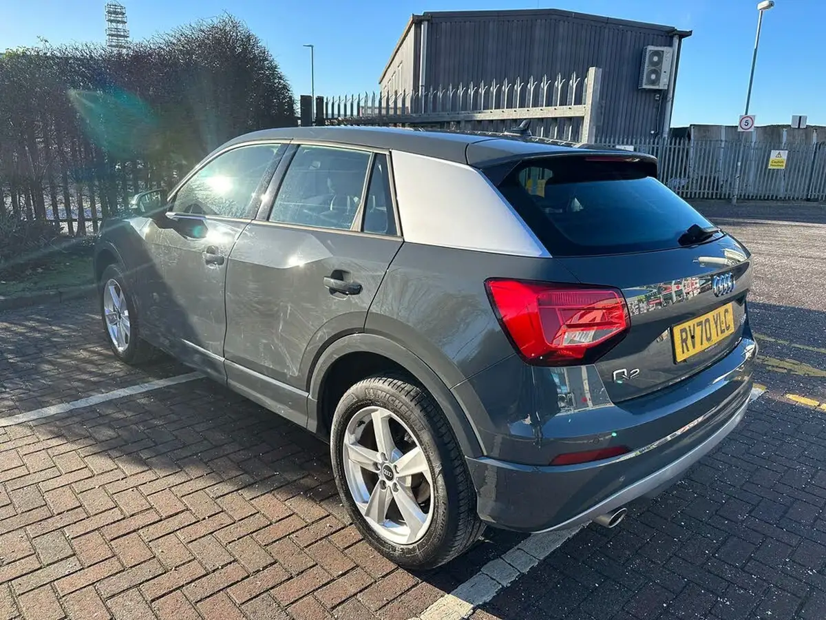 2020-audi-q2-10-30-tfsi-sport-116ps-big-5