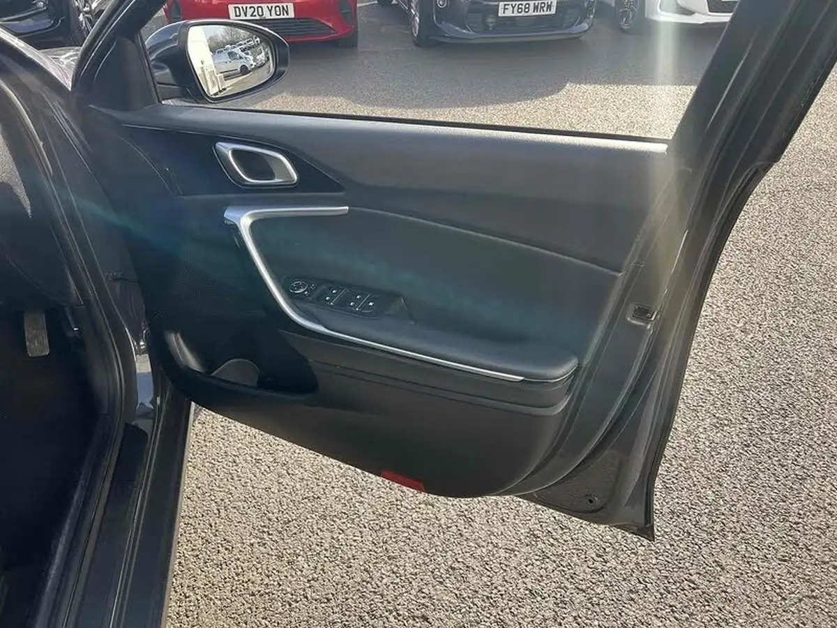 2019-kia-ceed-16crdi-3-sportswagon-big-24