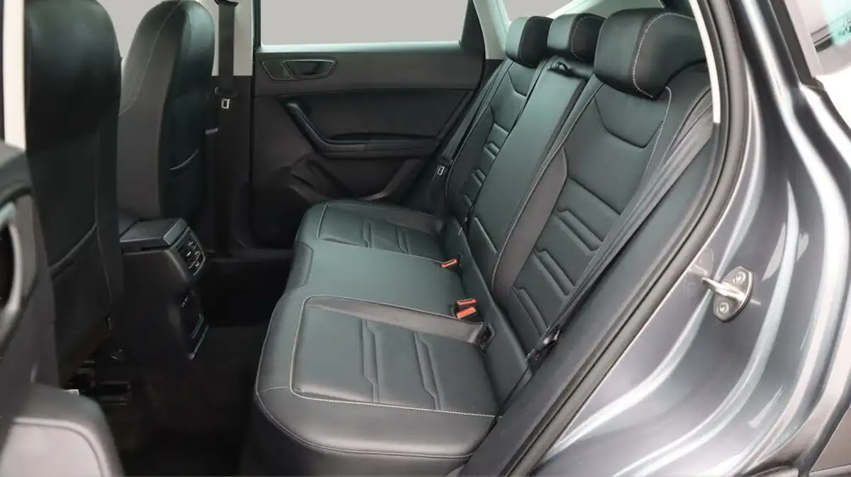 2022-seat-ateca-15-ecotsi-xperience-lux-dsg-big-16