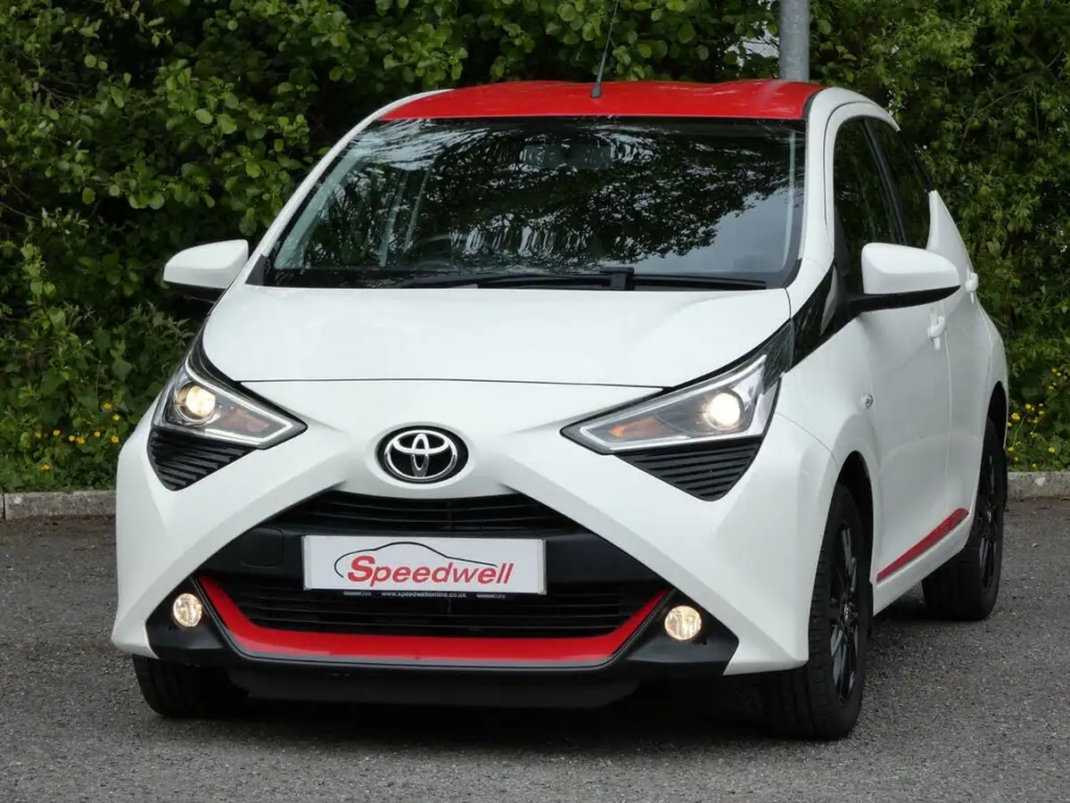 2018-toyota-aygo-10-vvt-i-x-press-71bhp-big-10