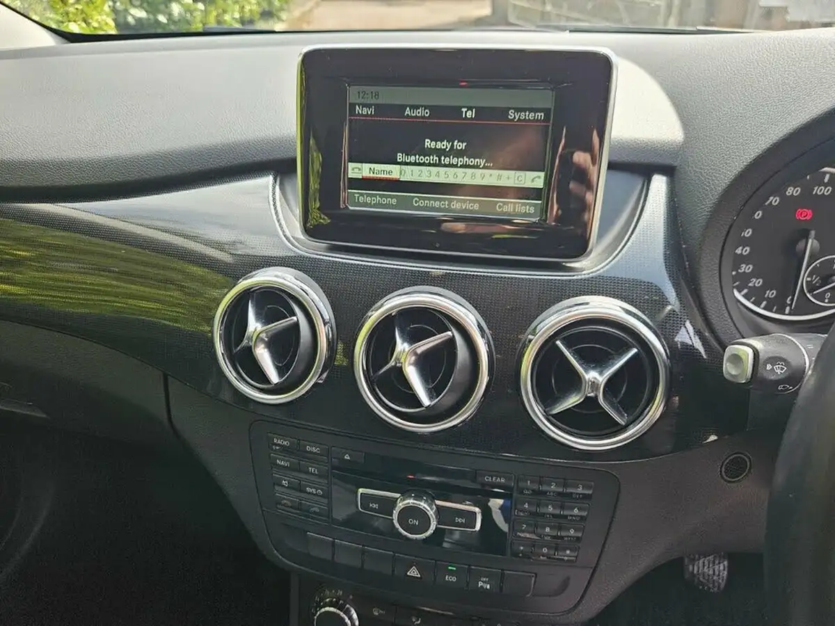 2014-mercedes-benz-b-class-15-cdi-b180-se-15cdi-109bhp-eco-big-23