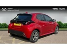 2024-toyota-yaris-15-vvt-i-icon-small-1