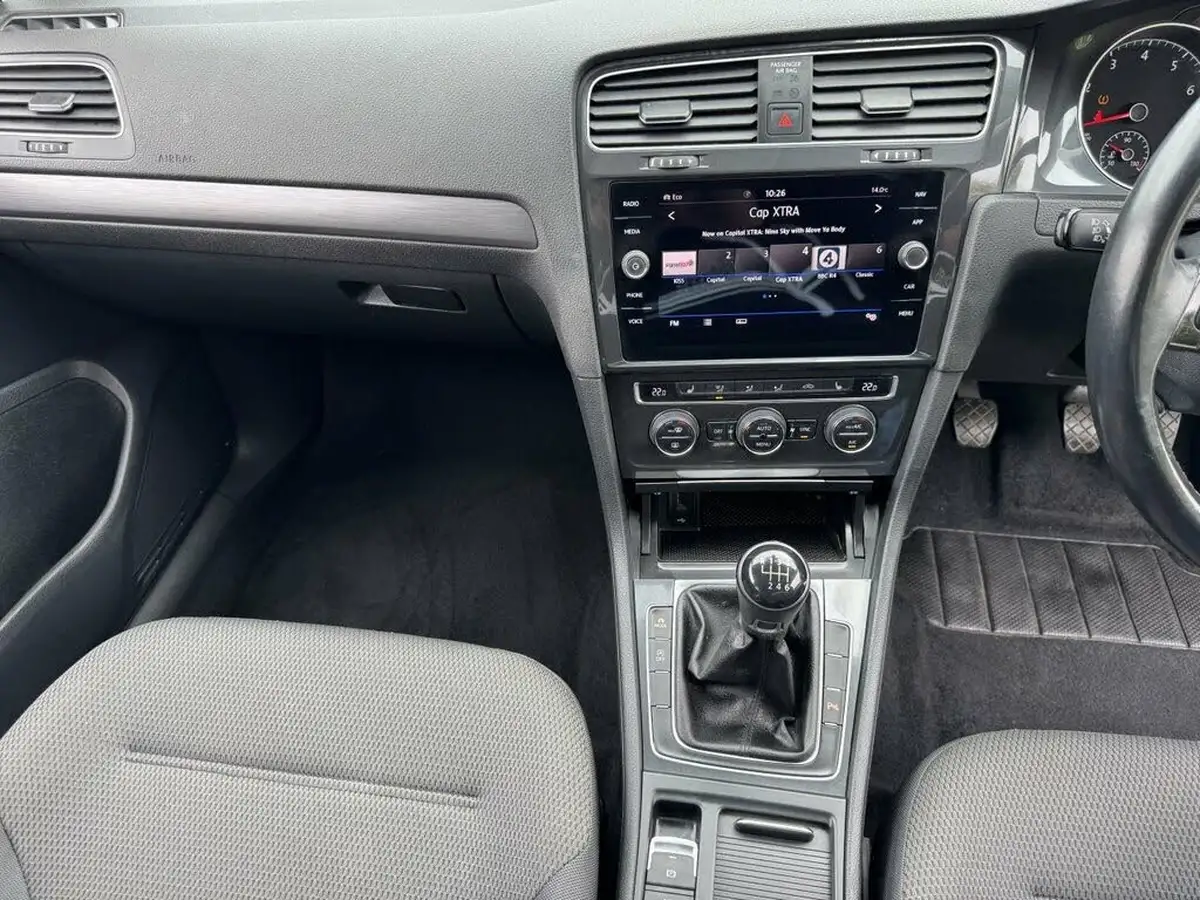 2020-volkswagen-golf-15-tsi-match-edition-150ps-hatchback-big-54