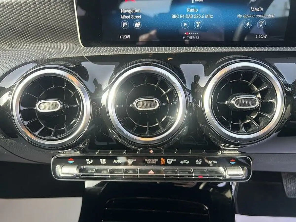 2019-mercedes-benz-a-class-15d-a180d-sport-executive-hatchback-5d-7g-dct-big-10