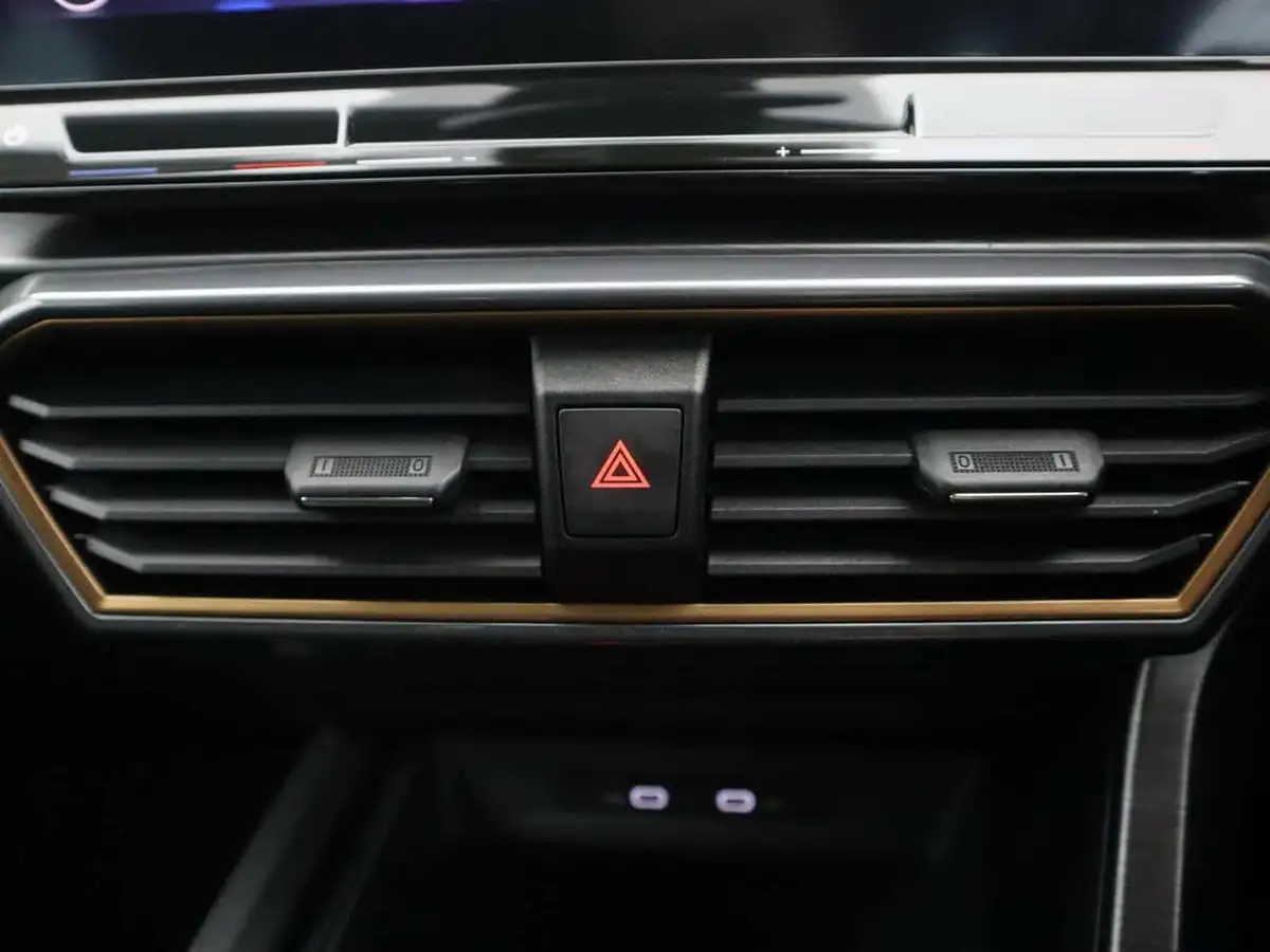 2022-cupra-formentor-20-tsi-v1-big-28