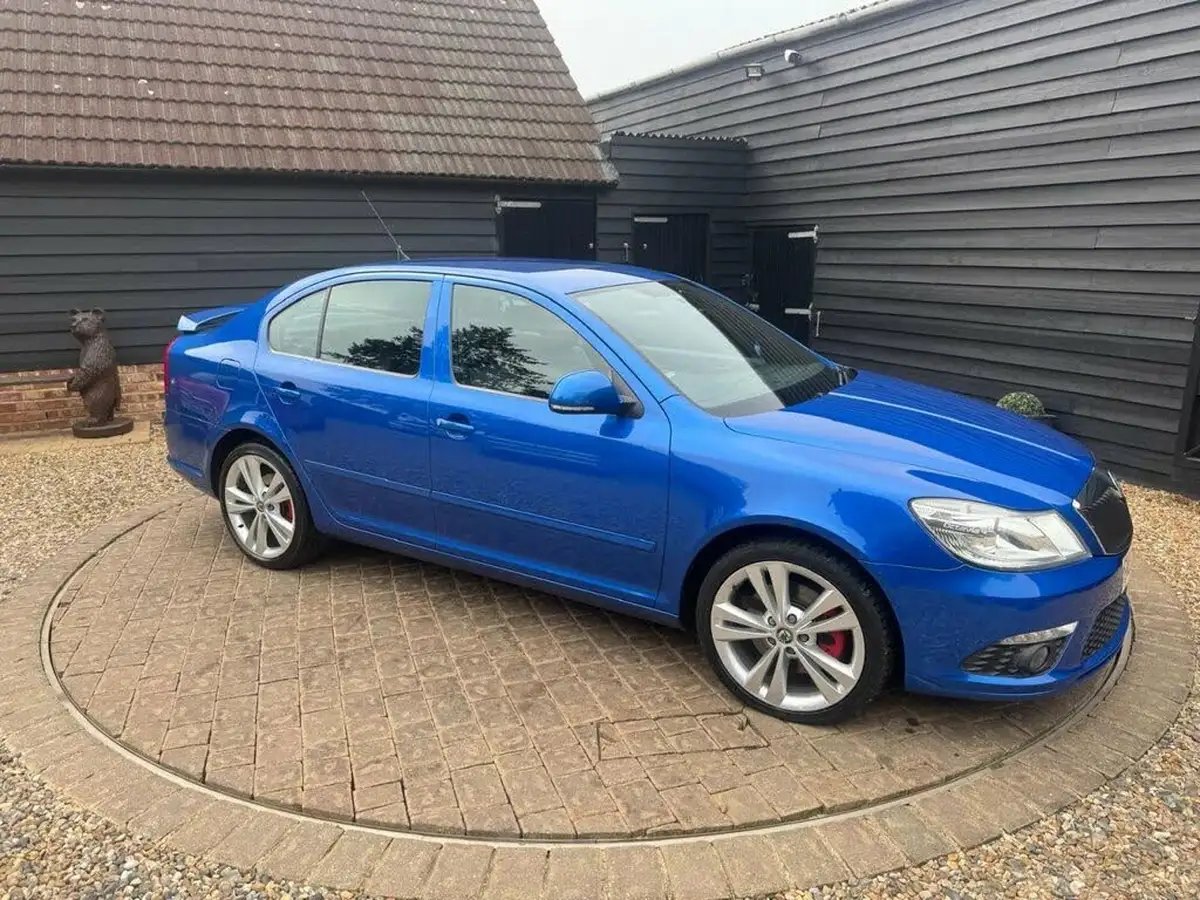 2009-skoda-octavia-20-vrs-200ps-hatchback-dsg-big-28
