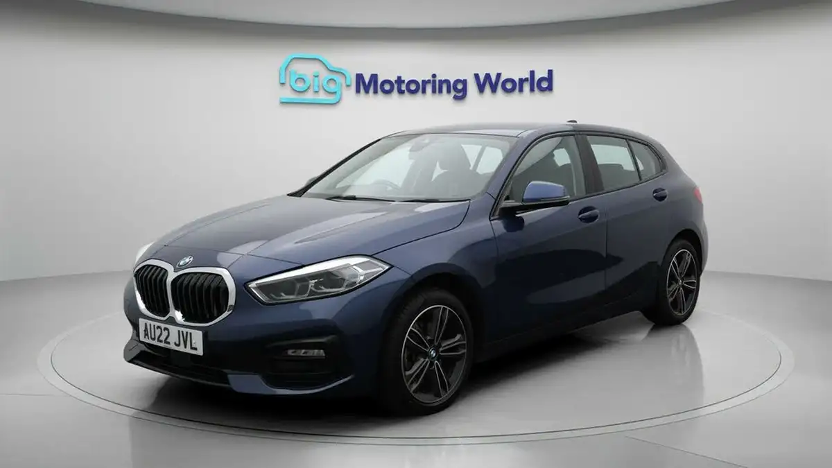 2022-bmw-1-series-15-118i-sport-big-3