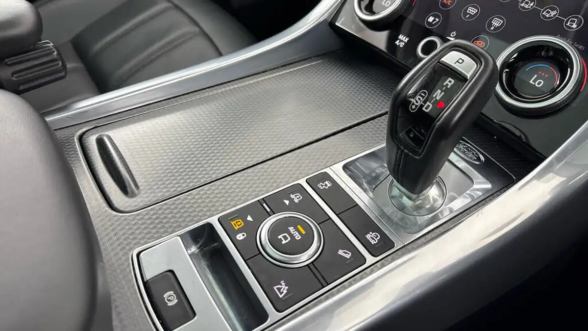 2021-land-rover-range-rover-sport-30-d300-hse-dynamic-big-19