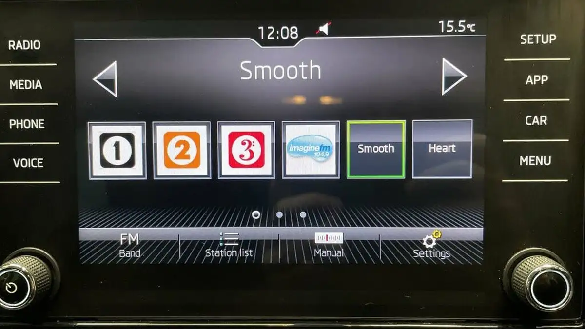 2018-skoda-karoq-10-tsi-se-ss-dsg-big-24