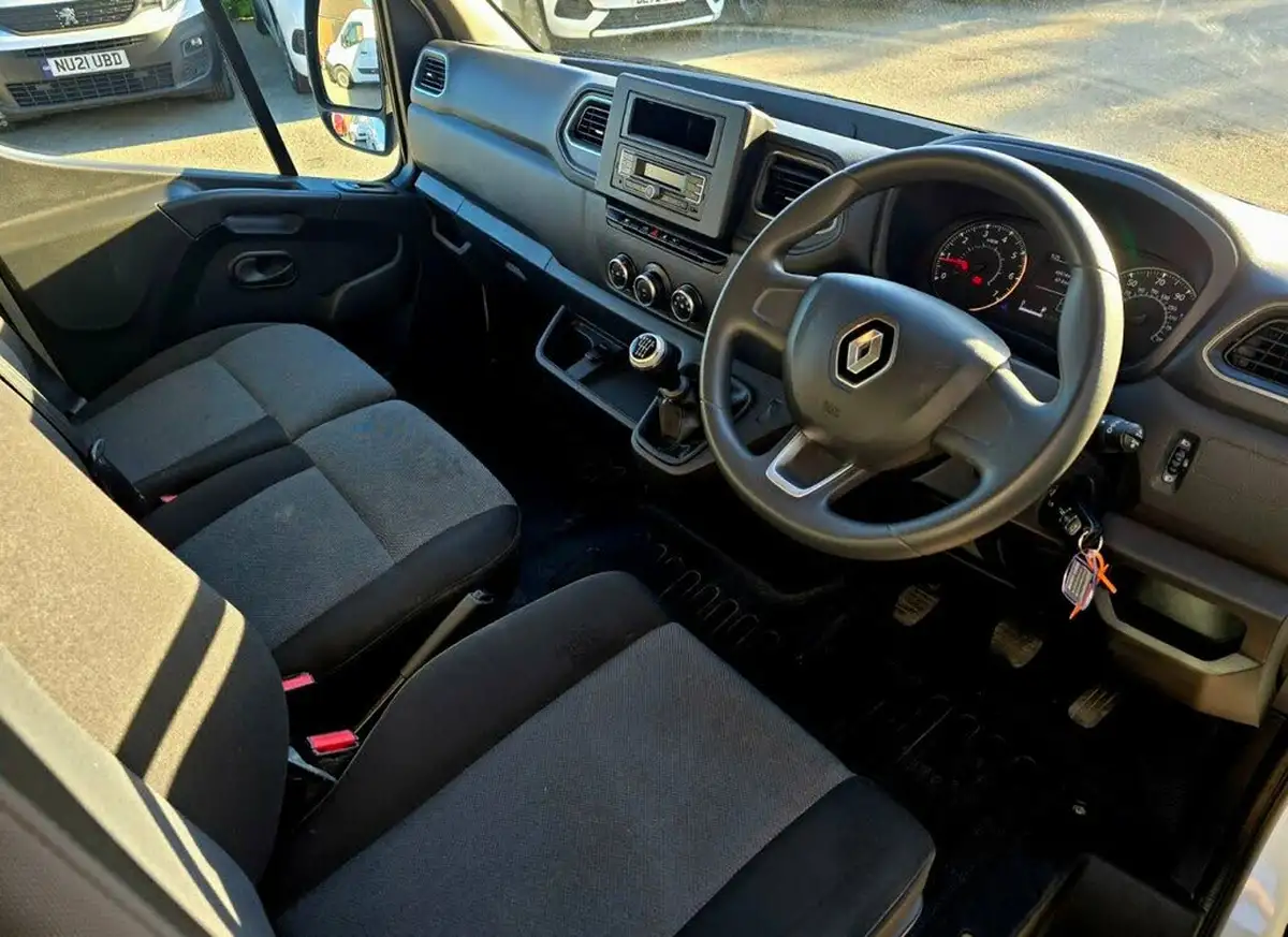 2021-renault-master-23dci-lm35-135-business-eu6d-panel-big-14