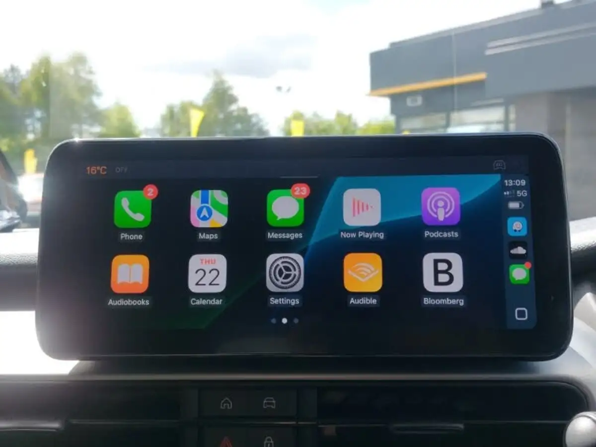 2025-jeep-avenger-12-gse-summit-e-hybrid-48v-auto-big-18