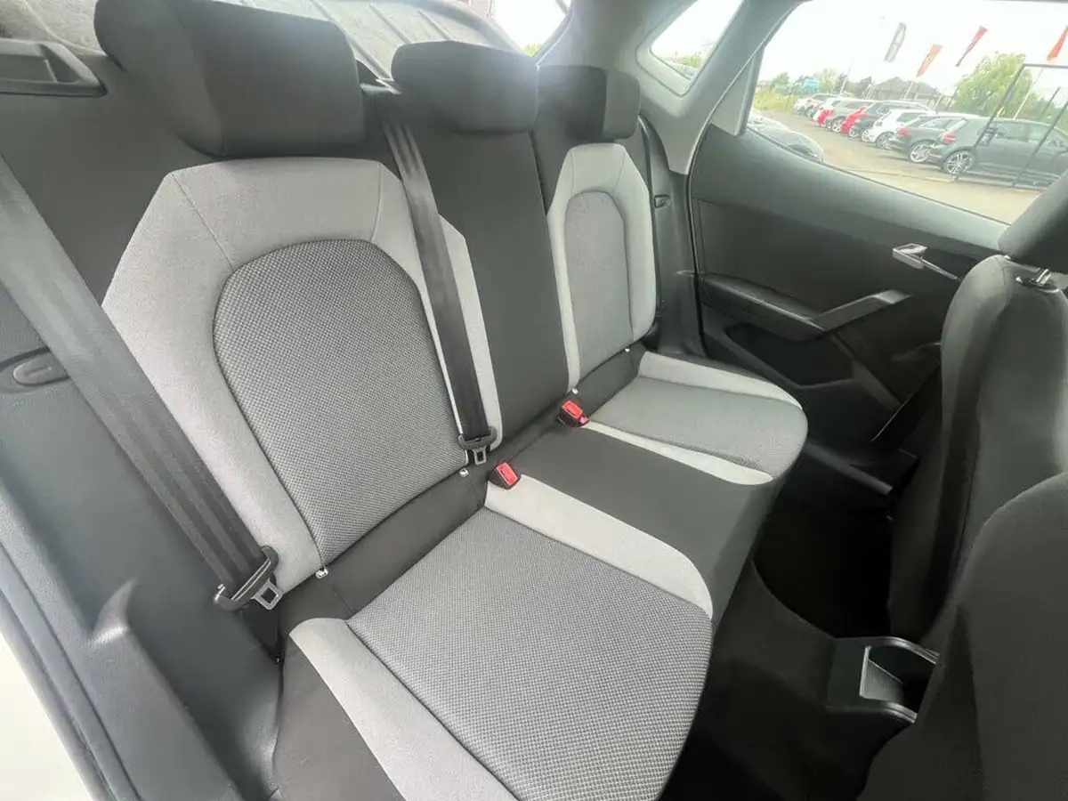 2017-seat-ibiza-10-se-ss-hatchback-5d-big-14