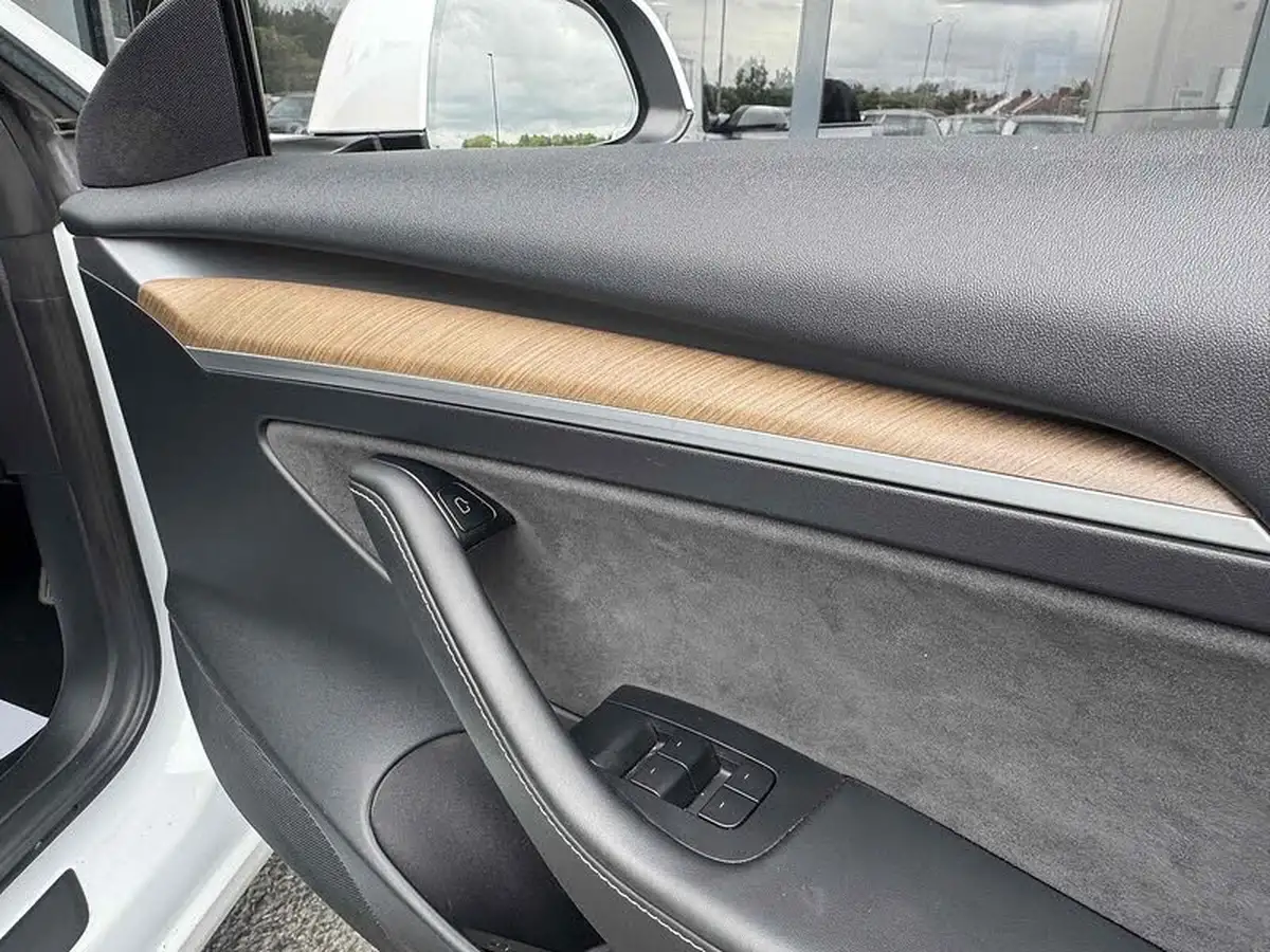 2021-tesla-model-3-e-standard-plus-big-23