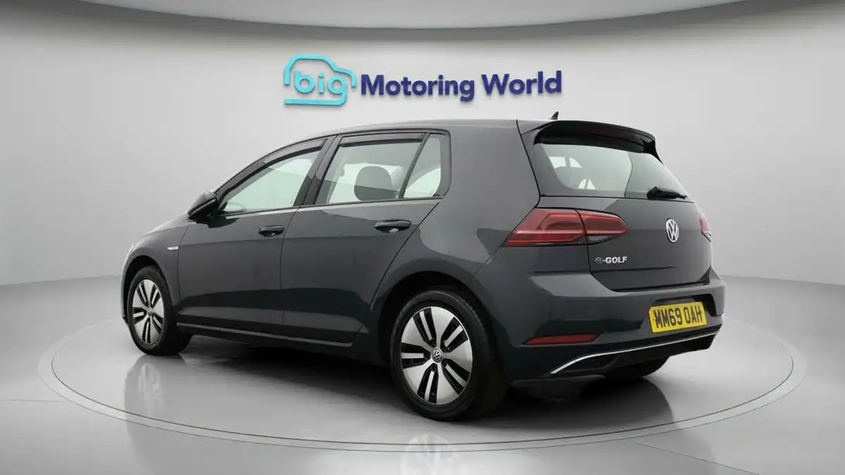 2020-volkswagen-golf-e-e-golf-big-4