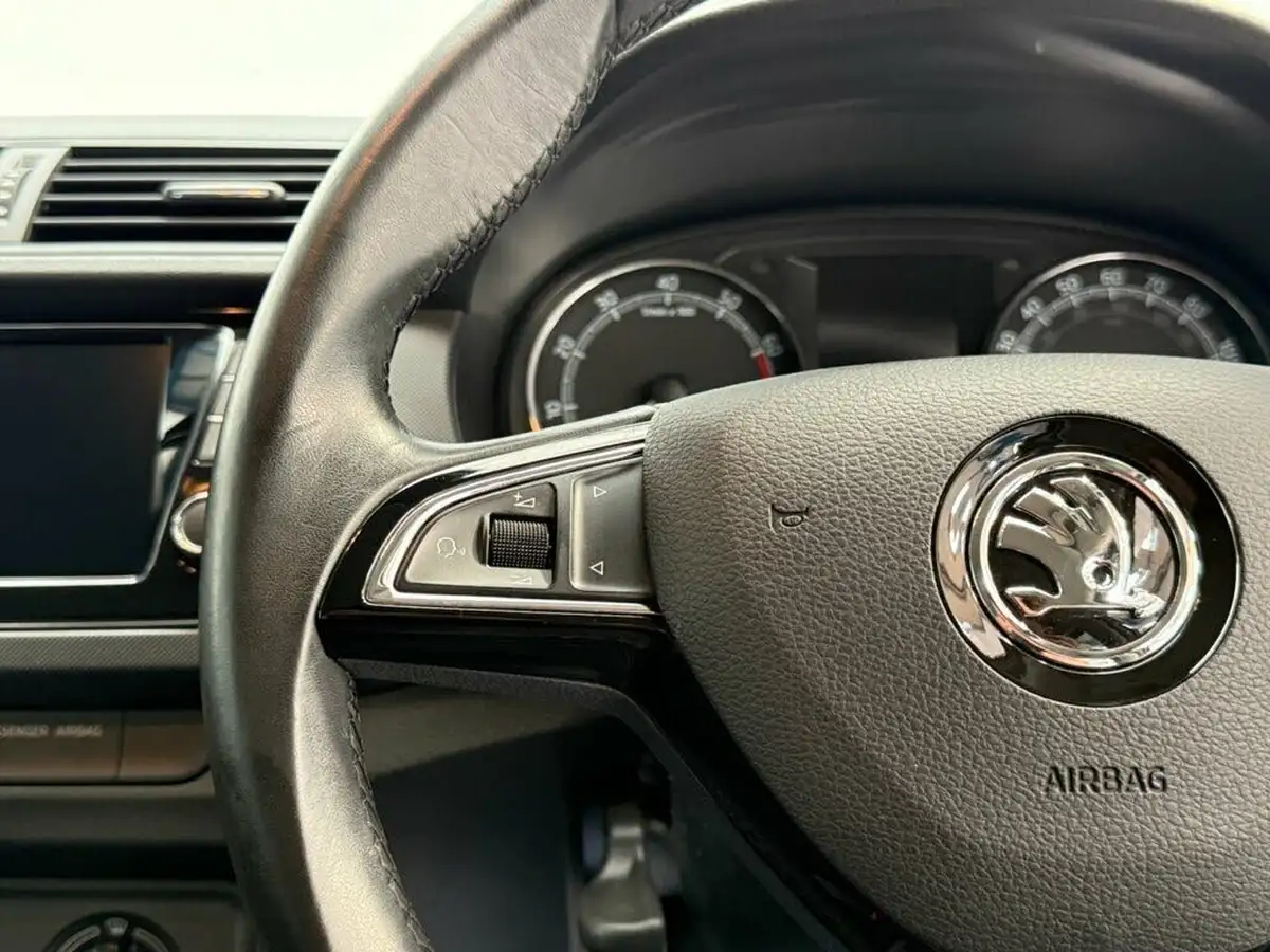 2020-skoda-fabia-10-mpi-colour-edition-60ps-big-19