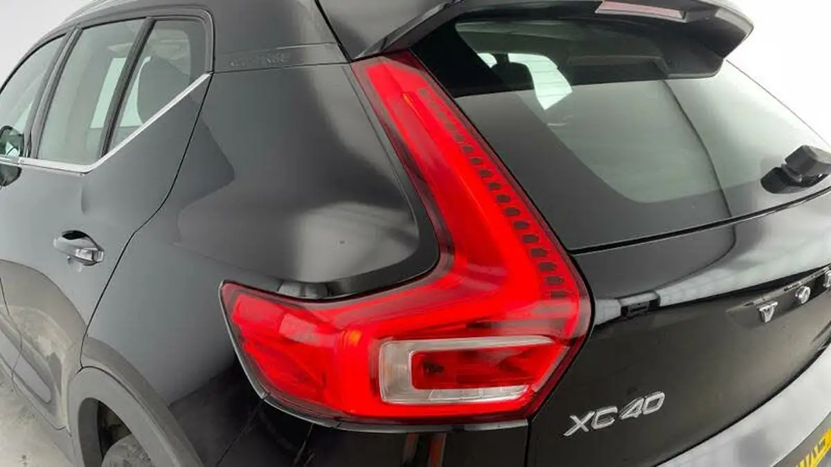 2022-volvo-xc40-15-t5-inscription-pro-big-28