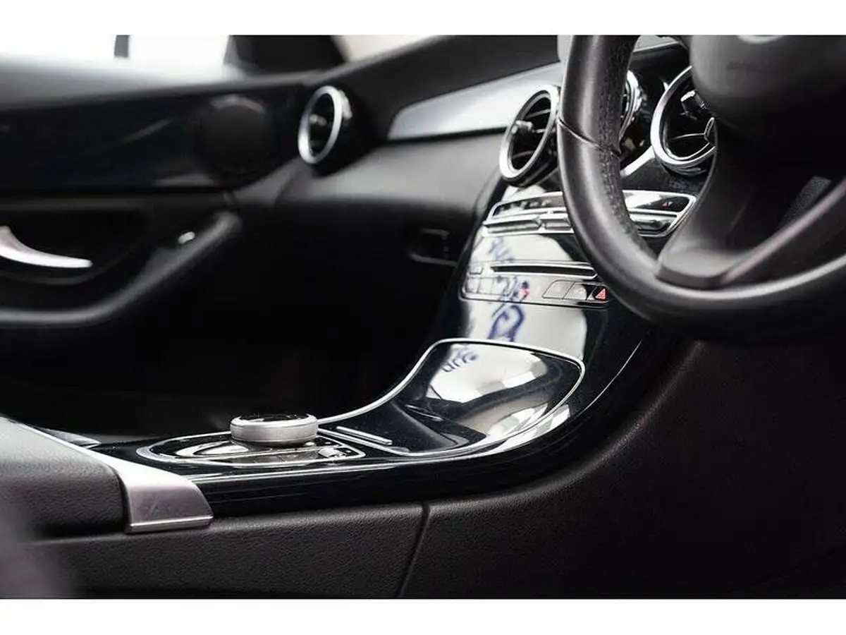 2017-mercedes-benz-c-class-20-c200-se-saloon-4d-9g-tronic-plus-big-34