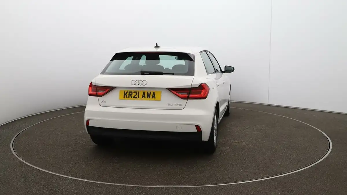 2021-audi-a1-10-30-tfsi-technik-110ps-big-47