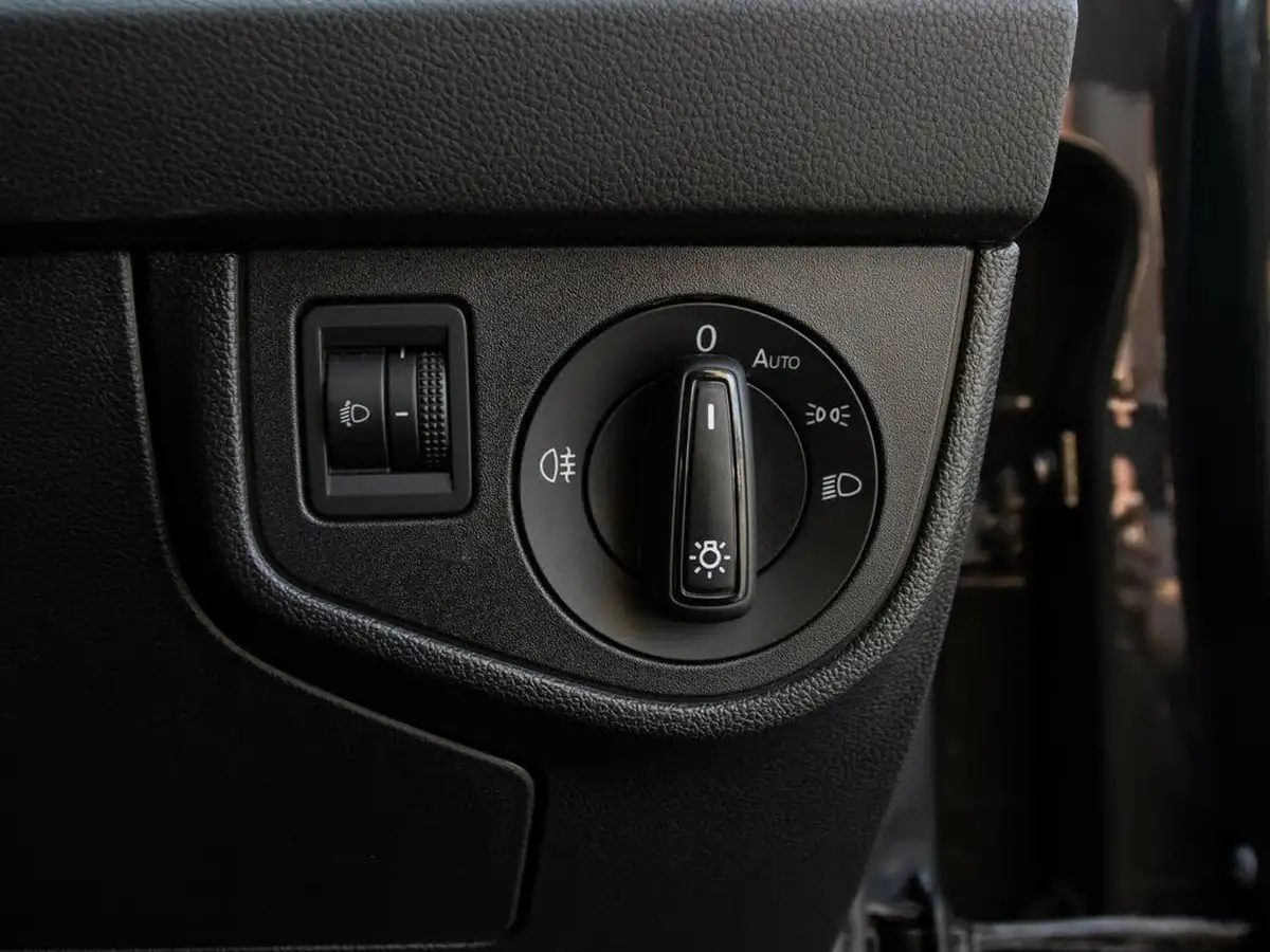 2019-volkswagen-polo-10-se-65ps-evo-ss-big-15