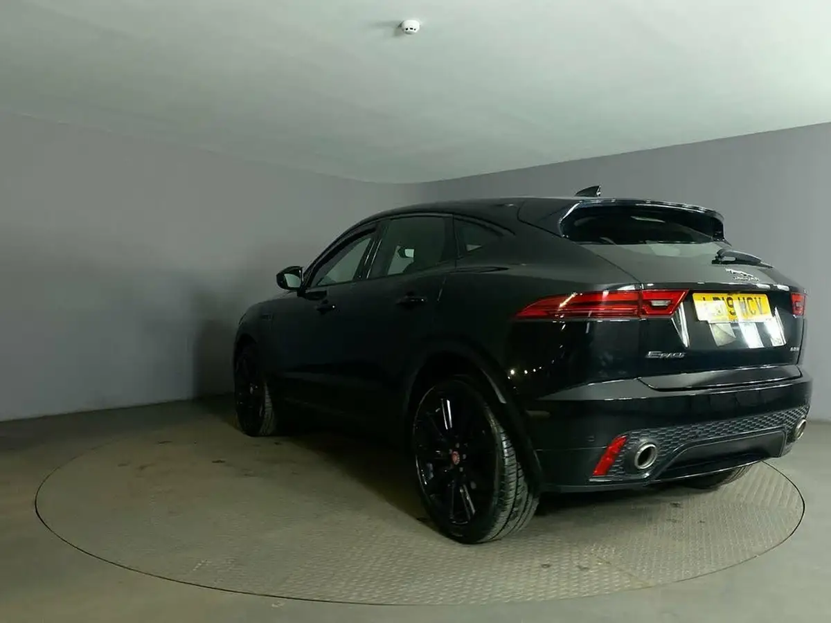 2019-jaguar-e-pace-20-i4d-r-dynamic-s-150ps-big-5