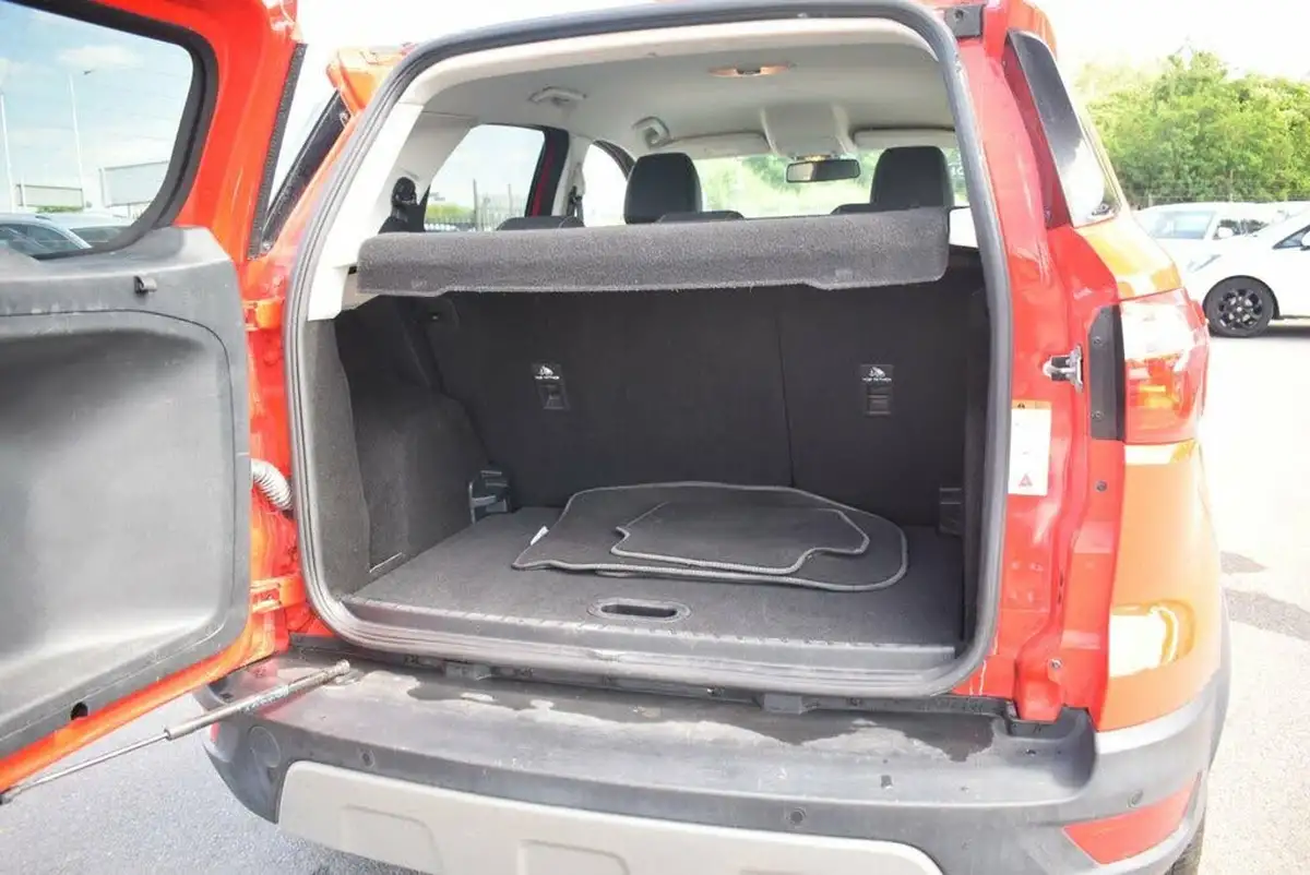 2019-ford-ecosport-10t-titanium-125ps-ss-big-14