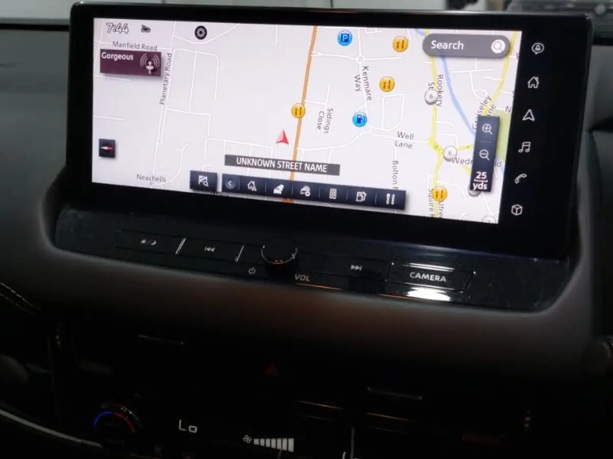 2023-nissan-qashqai-13-dig-t-n-connecta-160ps-auto-big-12