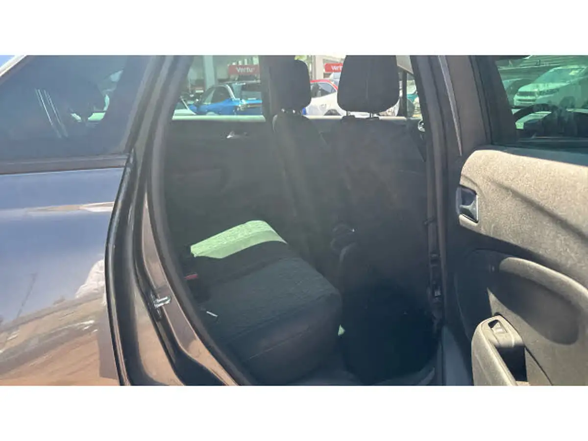 2020-vauxhall-crossland-x-12i-griffin-big-7