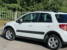 2011-suzuki-sx4-16-sz5-small-16