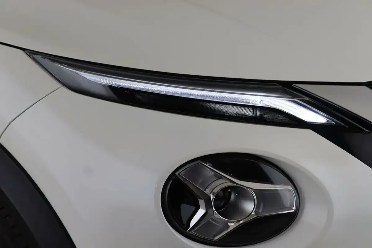 2021-nissan-juke-10-dig-t-n-connecta-big-8
