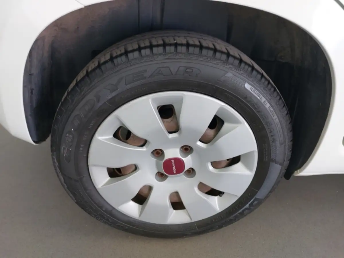2015-fiat-panda-12-pop-big-16